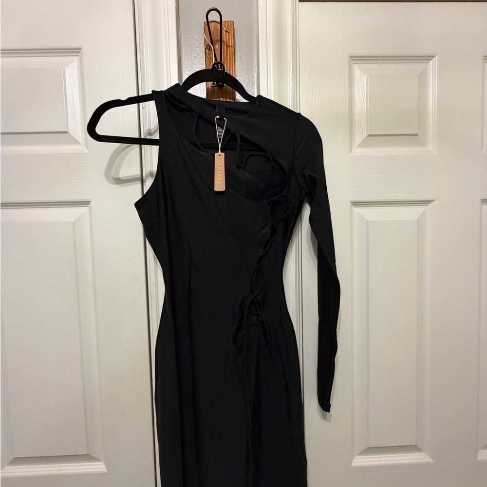 SKIMS NWT Onyx Lace-Up One-Shoulder Midi Dress